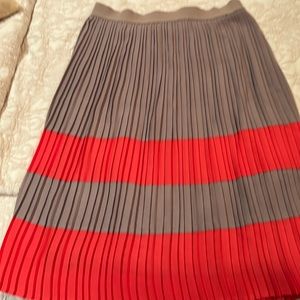 Beautiful pleated silk skirt by Gerry Webber